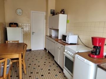 6160315-Photos---6-