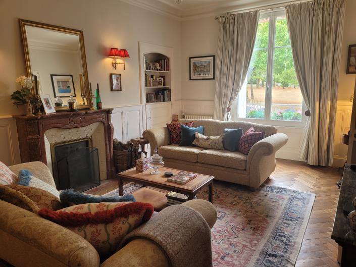 Image No.5-Châteaux de 5 chambres à vendre à Lassay-les-Châteaux