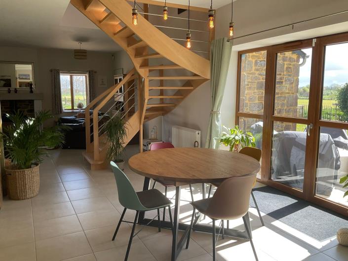 Image No.7-4 Bed Country House for sale