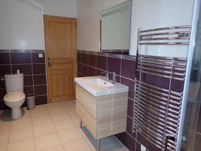 Image No.23-4 Bed Country House for sale