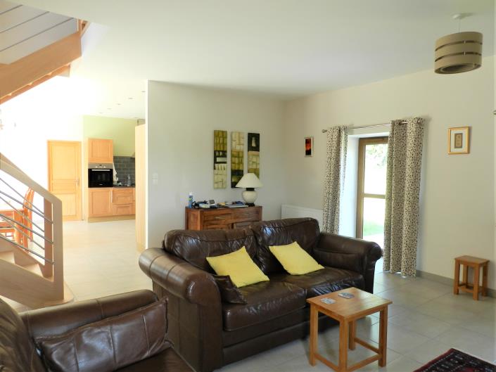 Image No.22-4 Bed Country House for sale