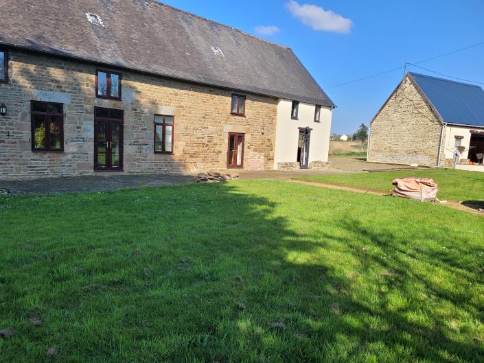 Image No.41-Propriété de pays de 4 chambres à vendre à Savigny-le-Vieux