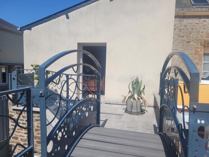 Image No.4-3 Bed Village House for sale