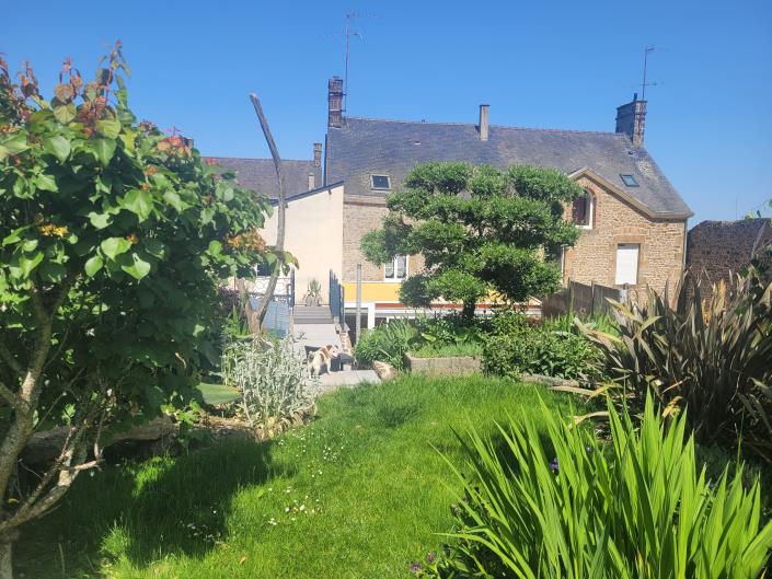 Image No.5-3 Bed Village House for sale