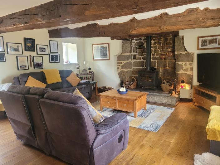 Image No.4-3 Bed Country Property for sale