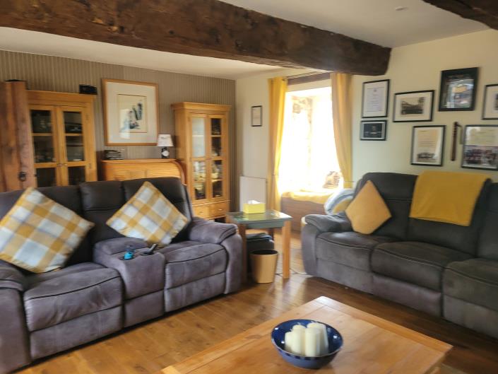 Image No.18-3 Bed Country Property for sale