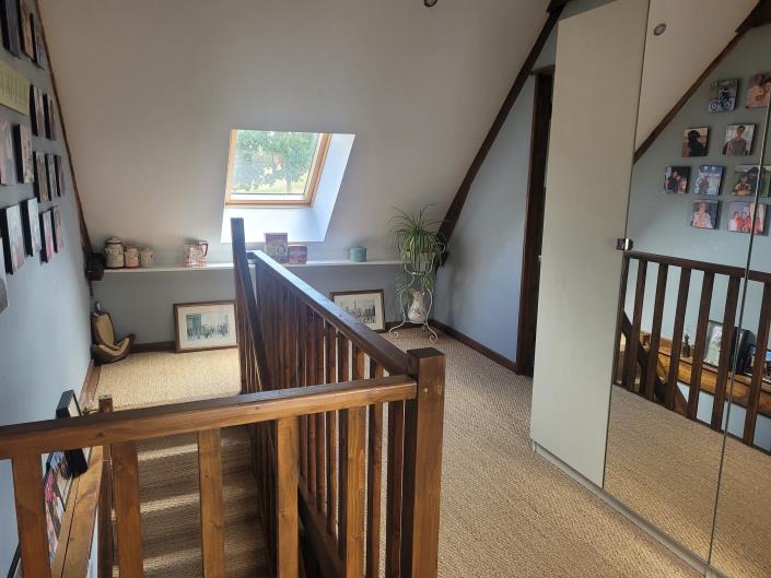 Image No.20-3 Bed Country Property for sale