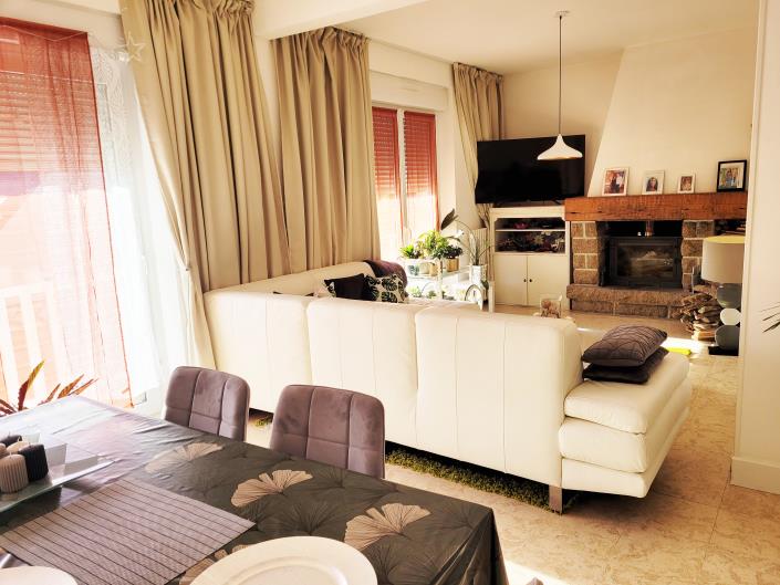 Image No.4-5 Bed House for sale