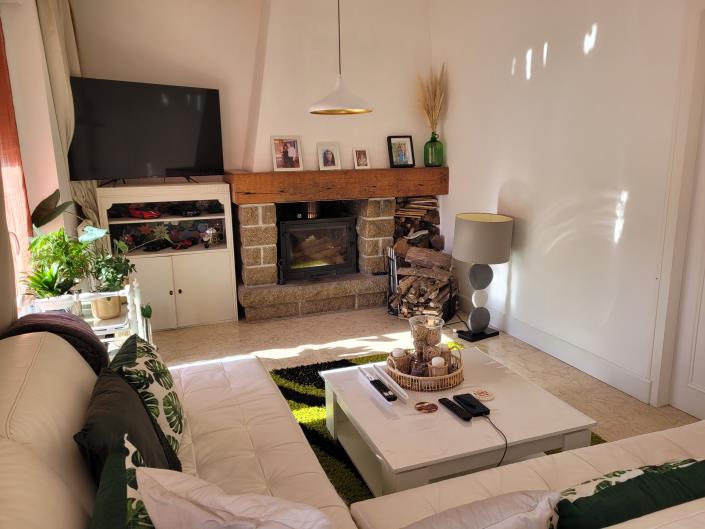 Image No.11-5 Bed House for sale
