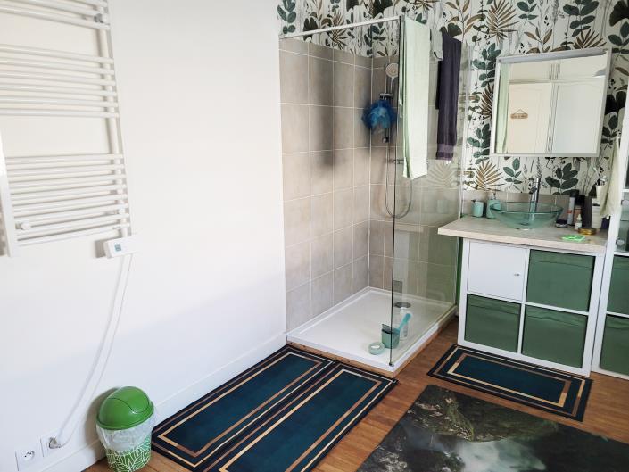 Image No.17-5 Bed House for sale