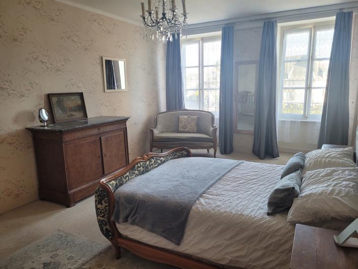 Image No.14-8 Bed House for sale