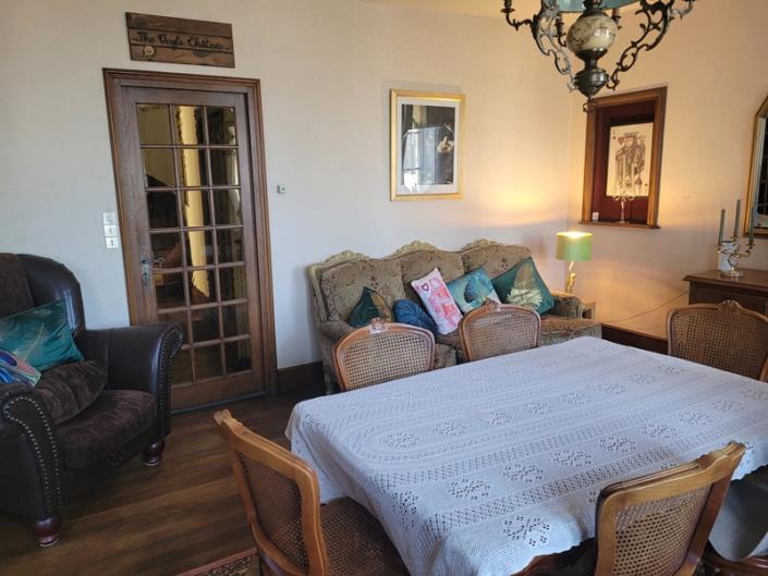 Image No.43-8 Bed House for sale