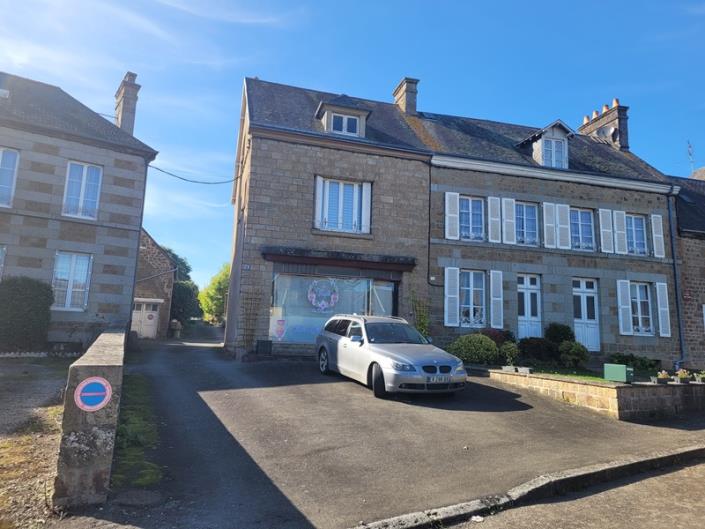 Image No.57-8 Bed House for sale