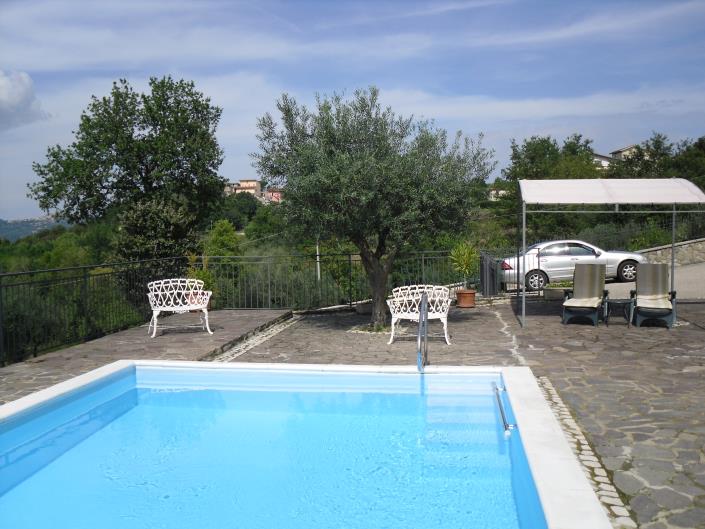 Image No.10-4 Bed Villa / Detached for sale