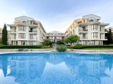 Royal-Bay-Apartments-With-Self-Check-In-Sveti-Vlas-Exterior