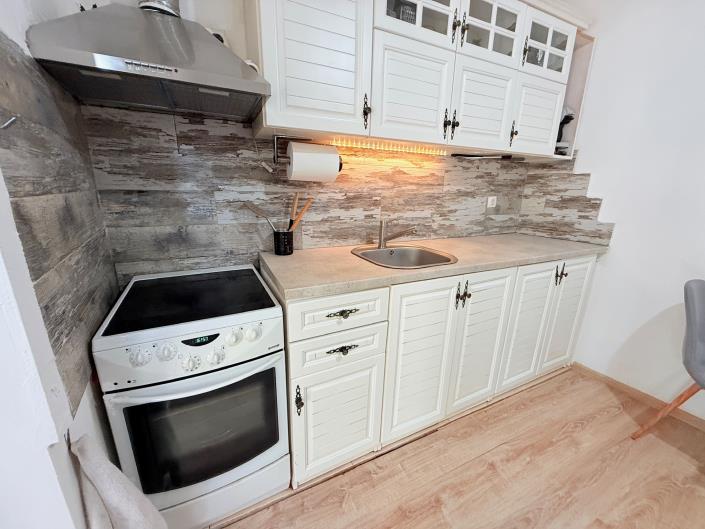 Image No.21-2 Bed House for sale