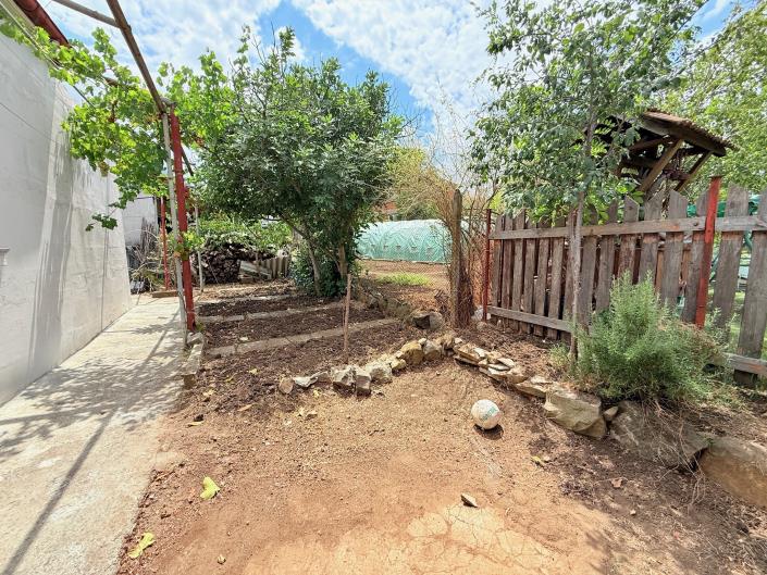 Image No.43-2 Bed House for sale