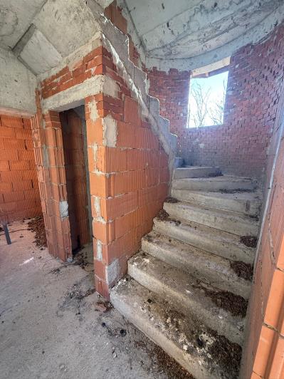 Image No.15-2 Bed Country House for sale