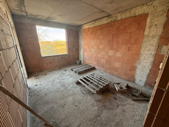 Image No.21-2 Bed Country House for sale