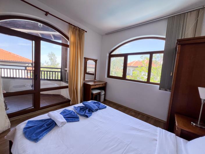 Image No.9-2 Bed House/Villa for sale