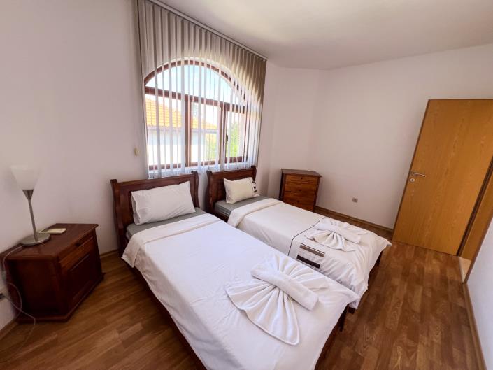 Image No.8-2 Bed House/Villa for sale