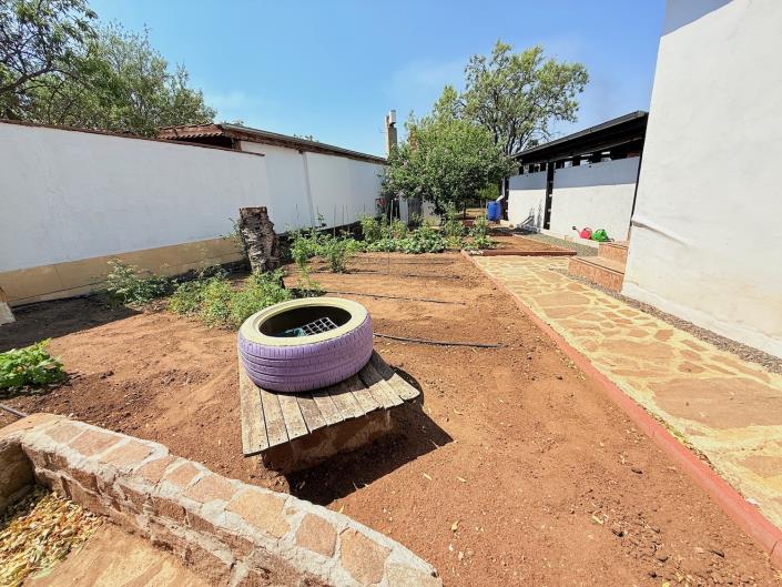 Image No.27-Maison / Villa de 2 chambres à vendre à Izvorishte