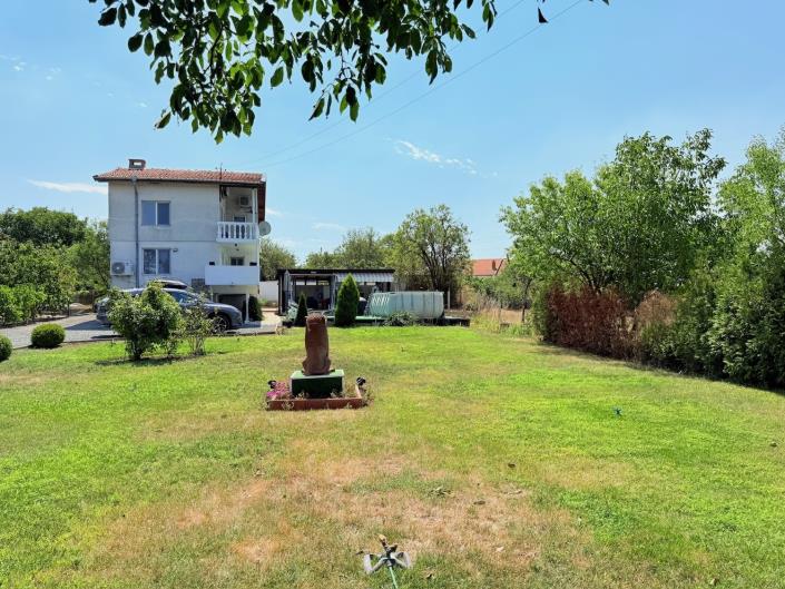 Image No.36-Maison / Villa de 2 chambres à vendre à Izvorishte