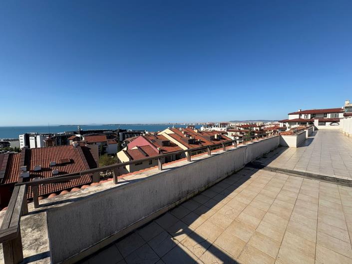 Image No.2-Studio à vendre à St Vlas