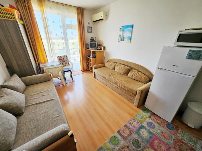 Image No.5-Studio for sale