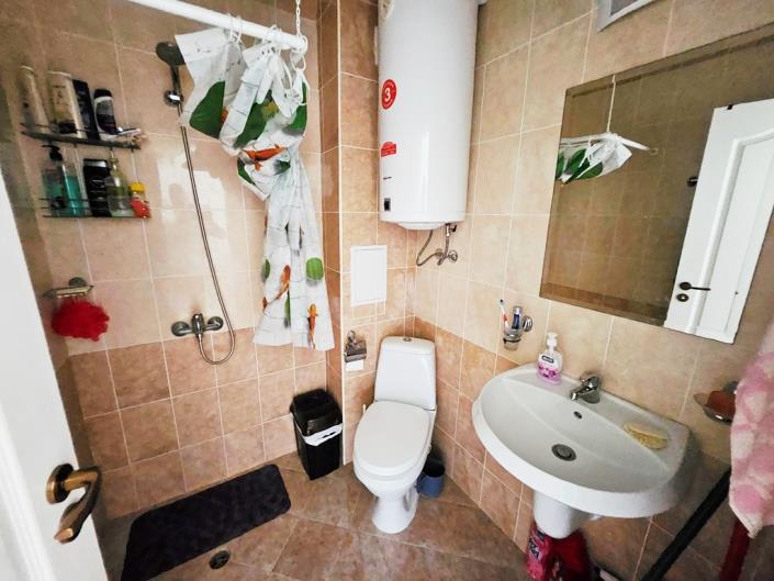 Image No.14-Studio for sale