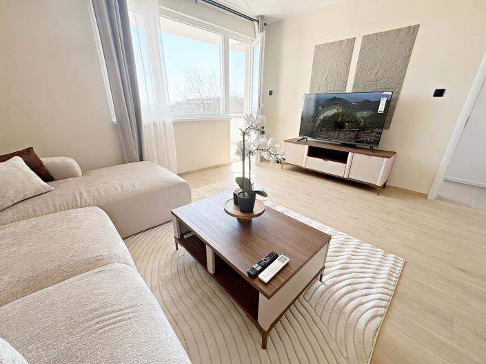 Image No.10-2 Bed Apartment for sale