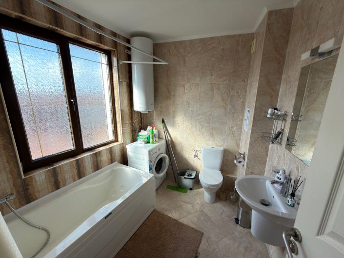 Image No.26-2 Bed Apartment for sale