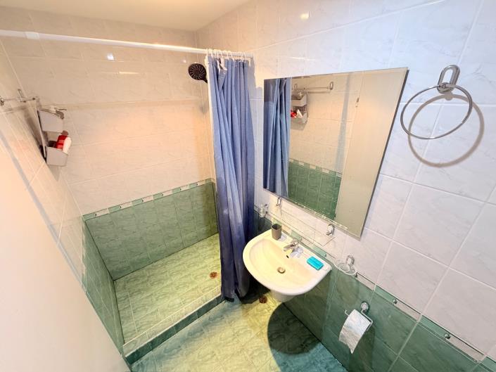 Image No.21-1 Bed Apartment for sale