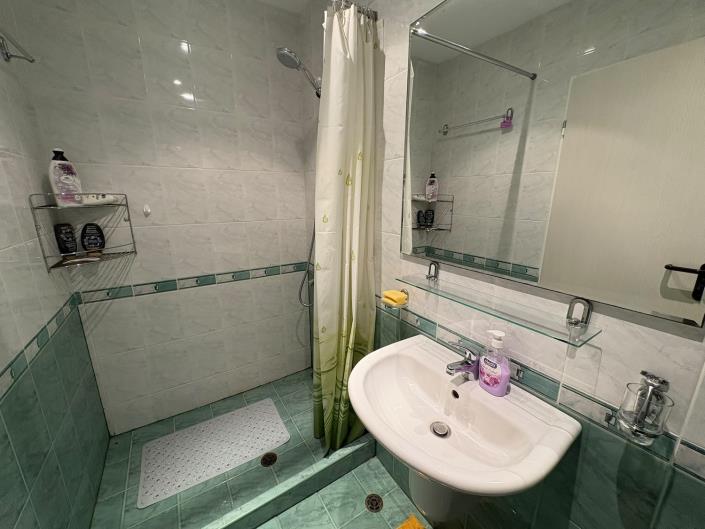 Image No.11-1 Bed Apartment for sale