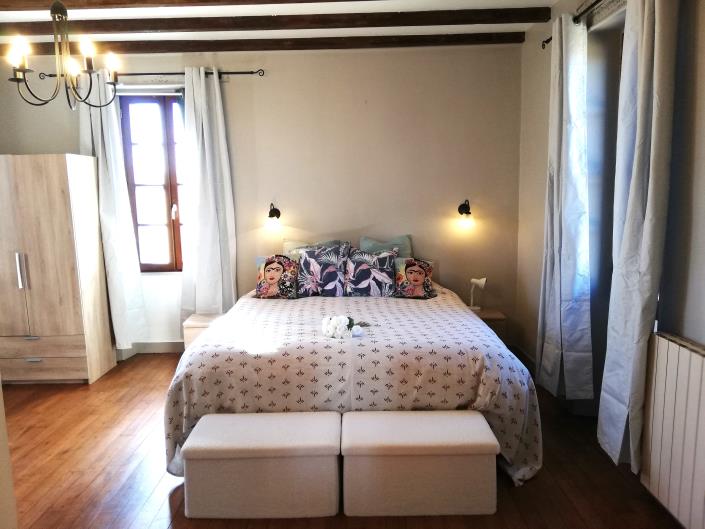 Image No.20-5 Bed Country House for sale