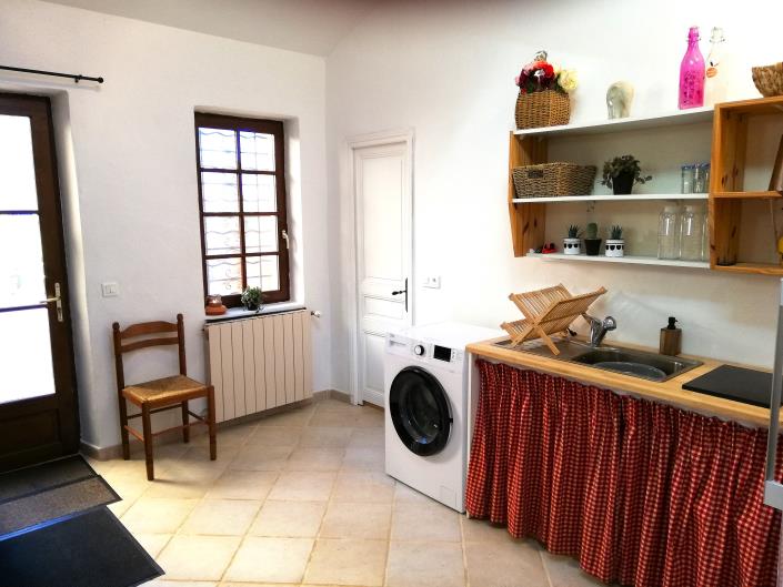 Image No.9-5 Bed Country House for sale