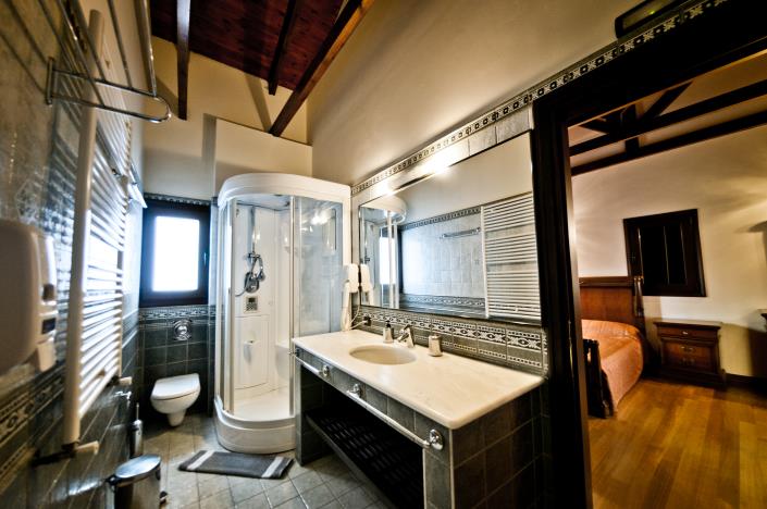 Image No.23-5 Bed Villa for sale