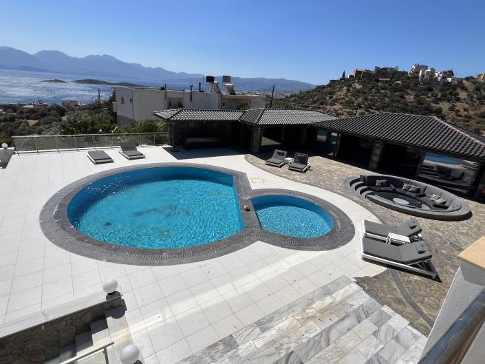 Image No.3-7 Bed Villa for sale