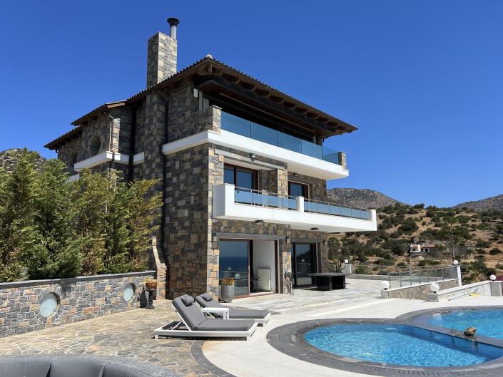 Image No.2-7 Bed Villa for sale