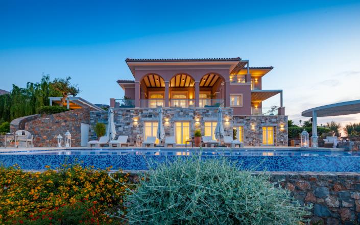 Image No.1-5 Bed Villa for sale