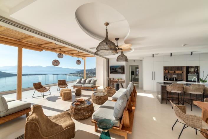 Image No.9-5 Bed Villa for sale