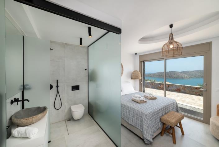 Image No.17-5 Bed Villa for sale