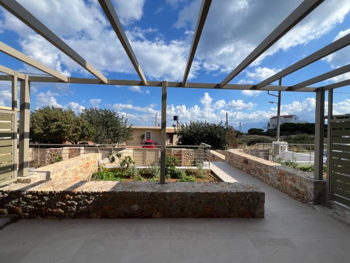 Image No.6-2 Bed Maisonette for sale