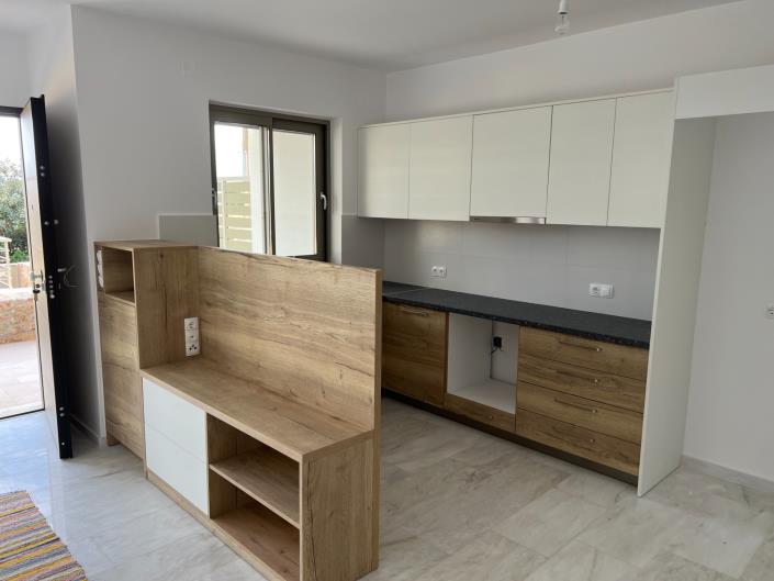 Image No.8-2 Bed Maisonette for sale