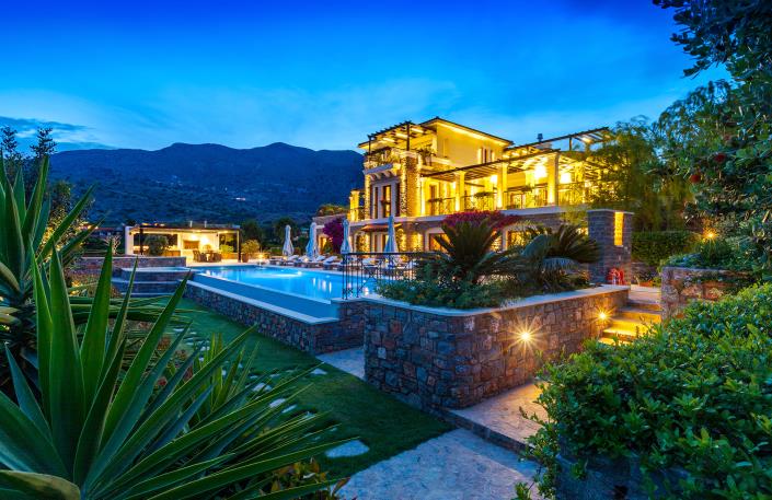 Image No.1-5 Bed Villa for sale