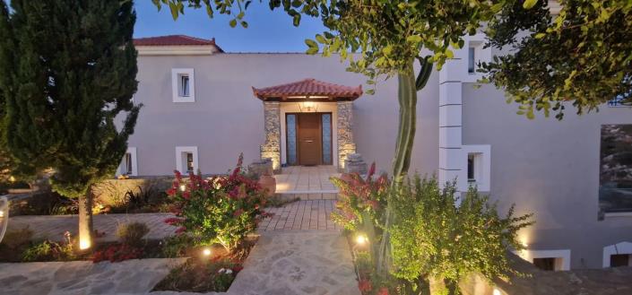 Image No.2-4 Bed Villa for sale