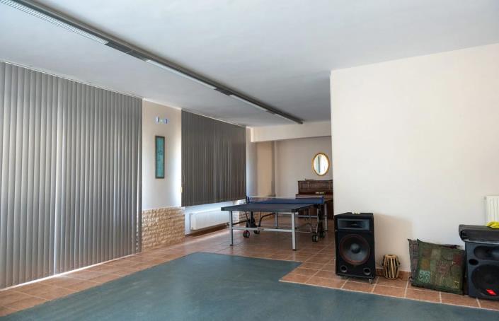 Image No.10-4 Bed Villa for sale