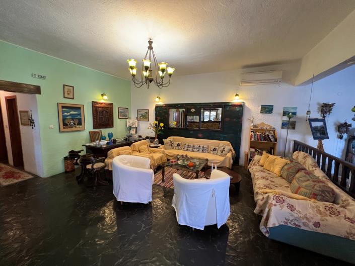 Image No.52-Un hôtel de 37 chambres à vendre à Agios Nikolaos