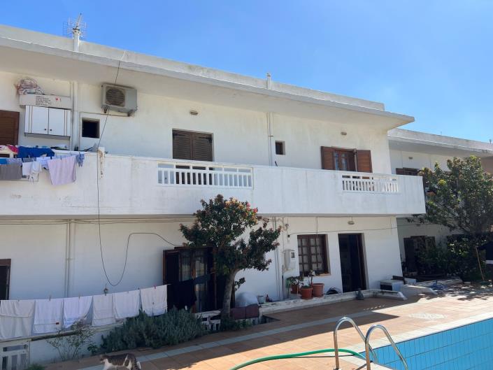 Image No.7-Un hôtel de 10 chambres à vendre à Kato Gouves