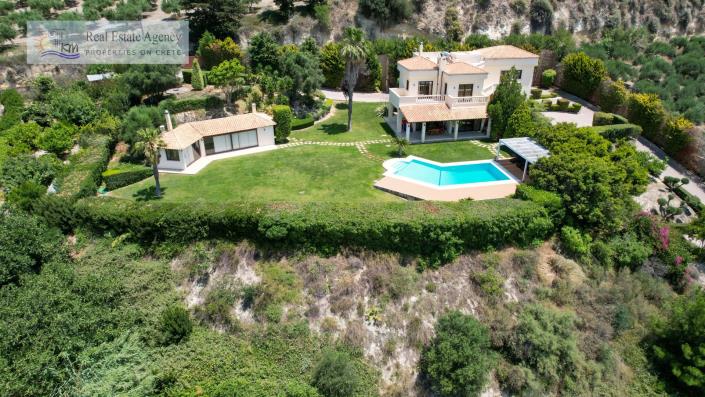 Image No.2-4 Bed Villa for sale